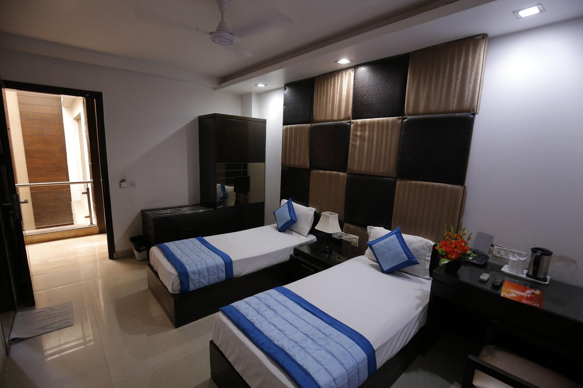 Stay At Hotel Pride, Delhi, Near Karol Bagh Metro Delhi (National Capital Territory of India) Exterior foto