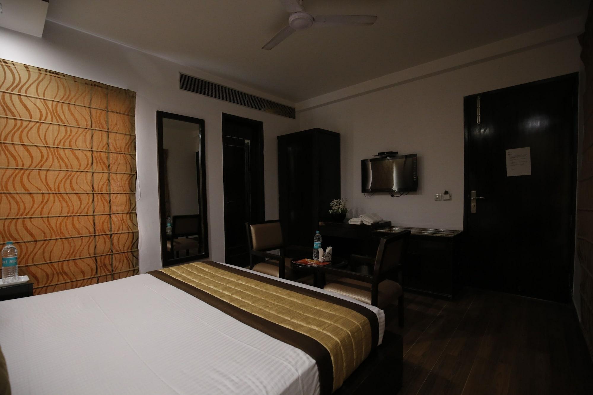 Stay At Hotel Pride, Delhi, Near Karol Bagh Metro Delhi (National Capital Territory of India) Exterior foto